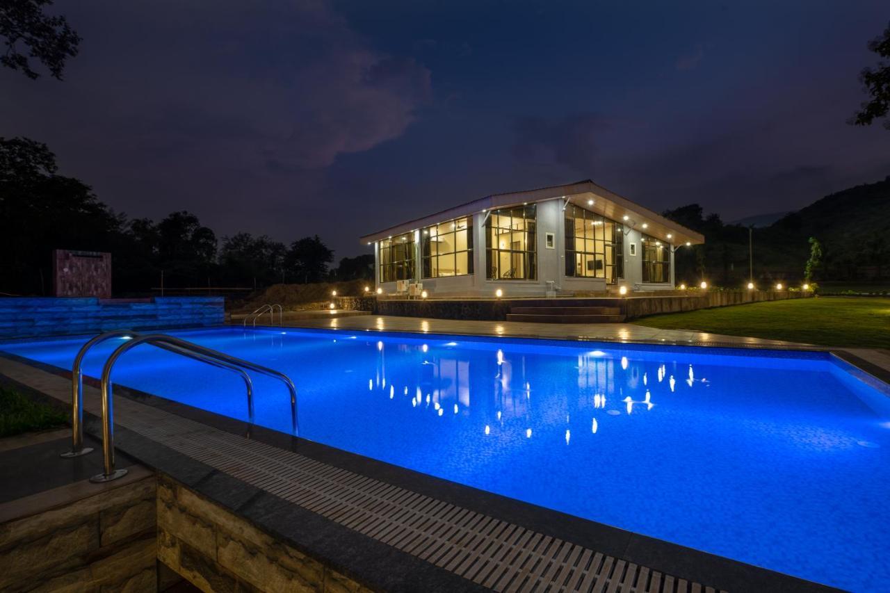 Hillrock Resort & Villas, Neral-Karjat Extérieur photo