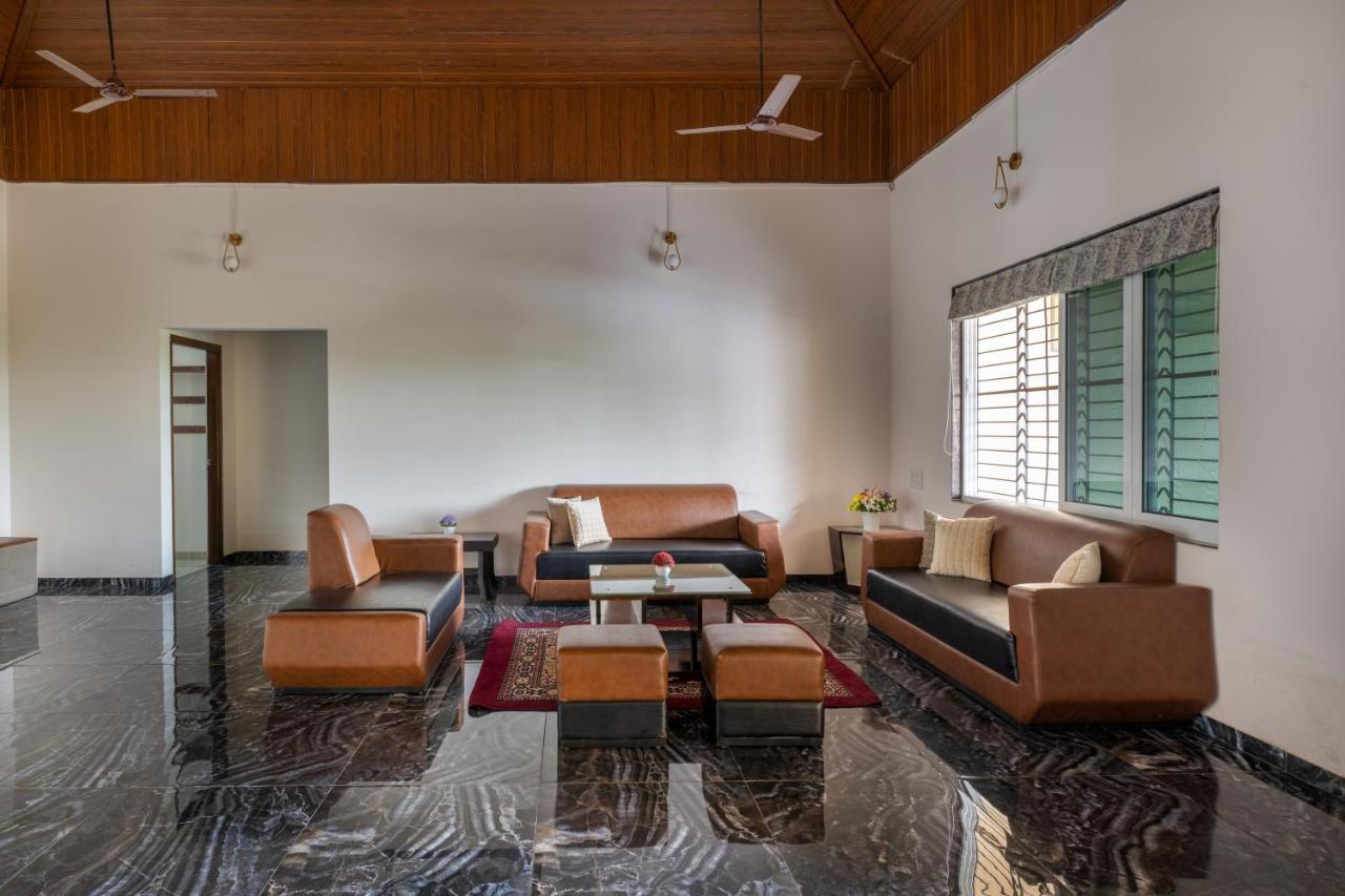 Hillrock Resort & Villas, Neral-Karjat Extérieur photo