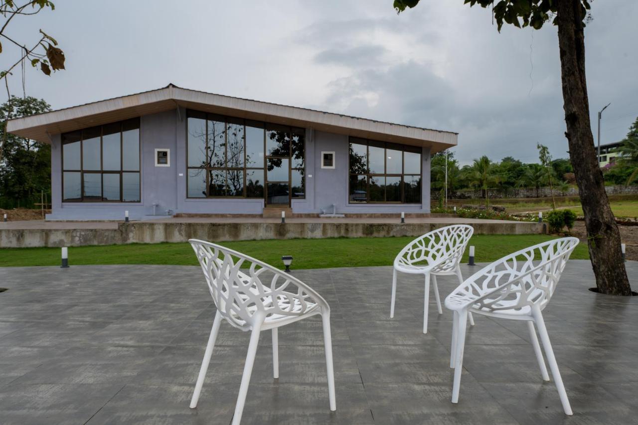 Hillrock Resort & Villas, Neral-Karjat Extérieur photo