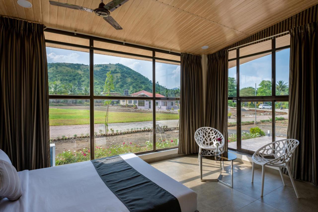 Hillrock Resort & Villas, Neral-Karjat Extérieur photo