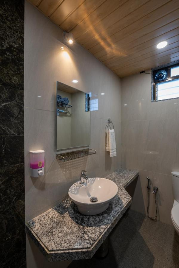 Hillrock Resort & Villas, Neral-Karjat Extérieur photo